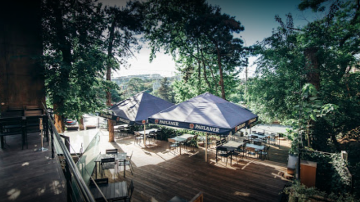 Varazi Beer House