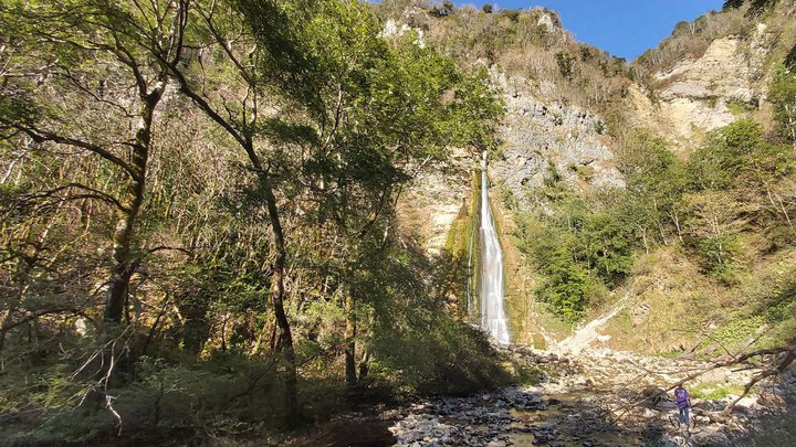 Oniore Falls
