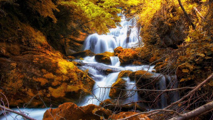 Rachha Waterfall