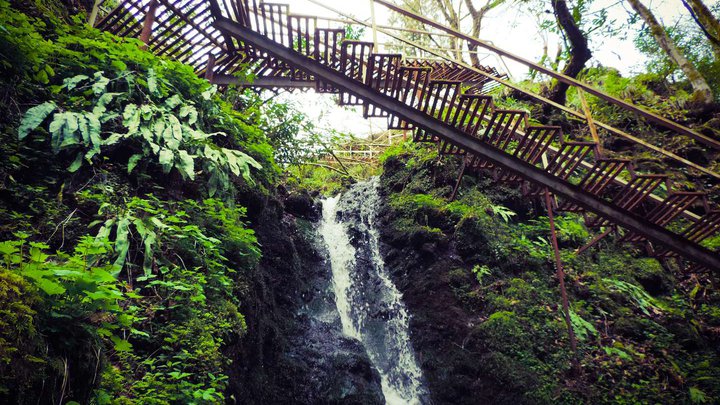 Sakvihia Waterfall