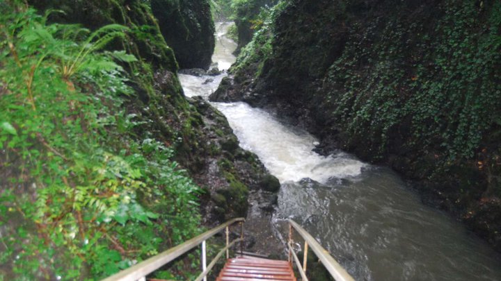Sakvihia Waterfall