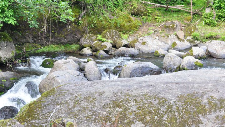 Tkhilnari Waterfall