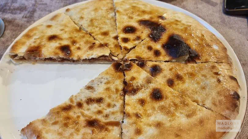Хачапури с мясом