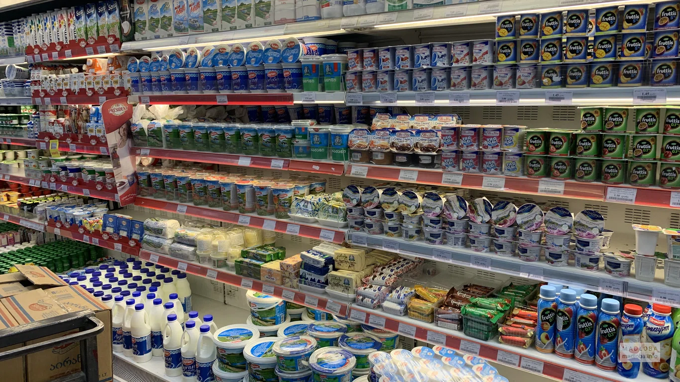 Супермаркет "Willmart" на улице Шалвы Инасаридзе в Батуми