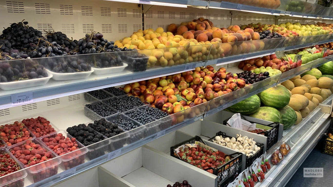 Супермаркет "Willmart" на улице Шалвы Инасаридзе в Батуми