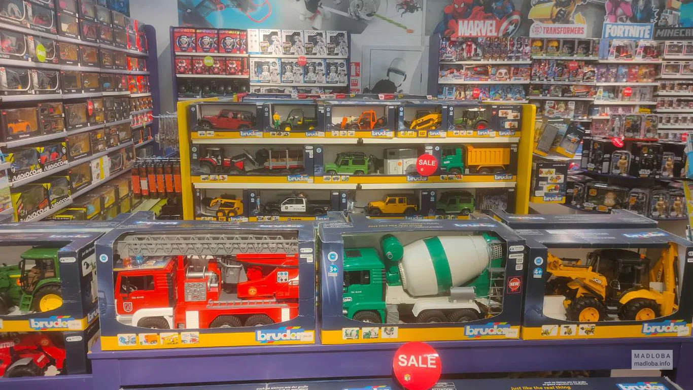 Машинки в в XS Toys на ул. Абашидзе 63