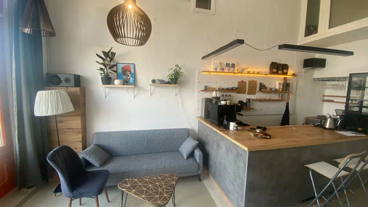 Yumuri ceramics & coffee