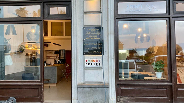 Yumuri ceramics & coffee