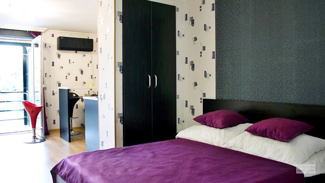 Обстановка в Your Comfort Hotel