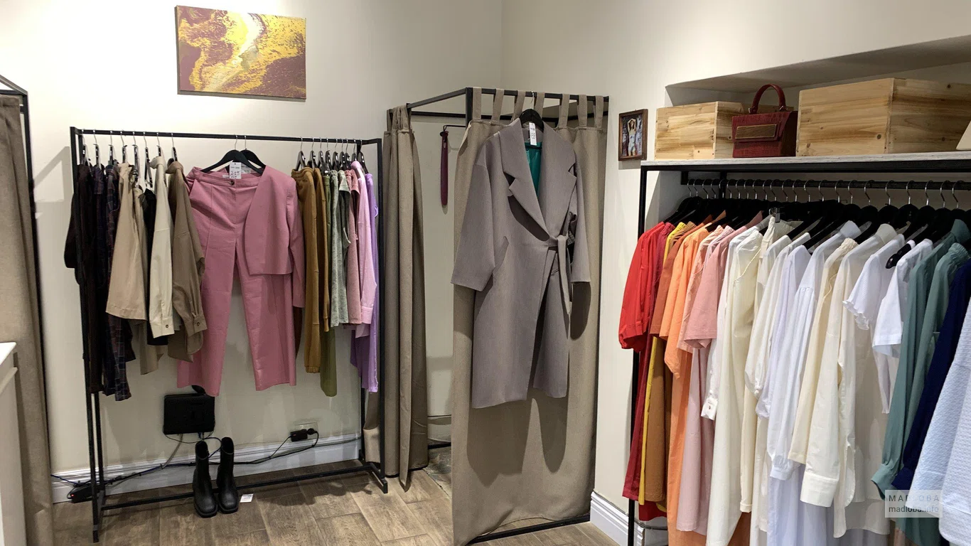 Магазин одежды "Yuliko & Friends Concept Store"