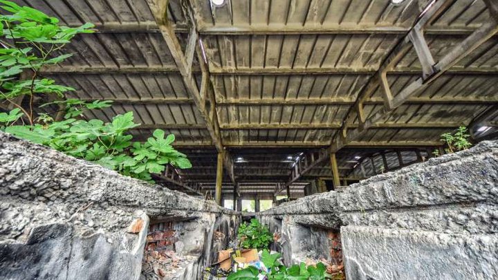 Abandoned bus depot in Tbilisi