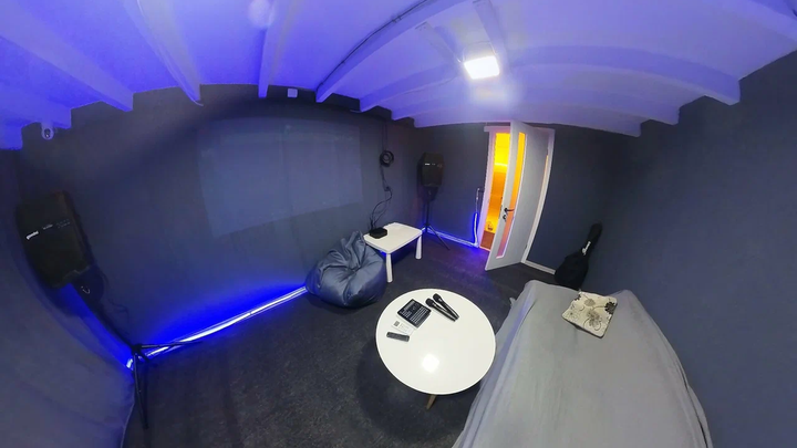 Zapoi Karaoke Rooms