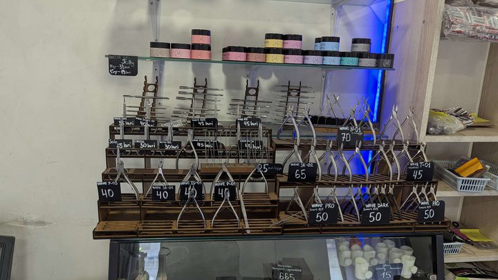 Sharpening and repair of hairdressing and manicure instruments