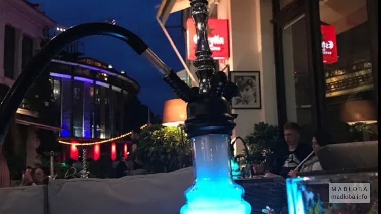 Кальян в Kalyan Lounge на летней площадке