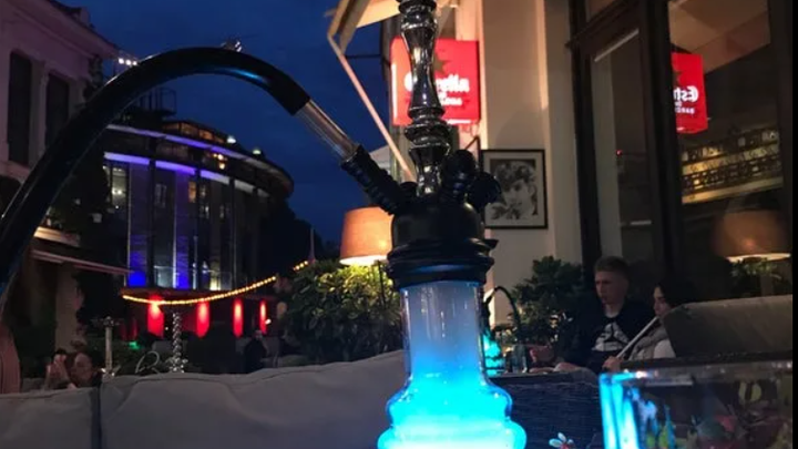 ცნობილი Kalyan Lounge