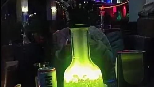 ცნობილი Kalyan Lounge