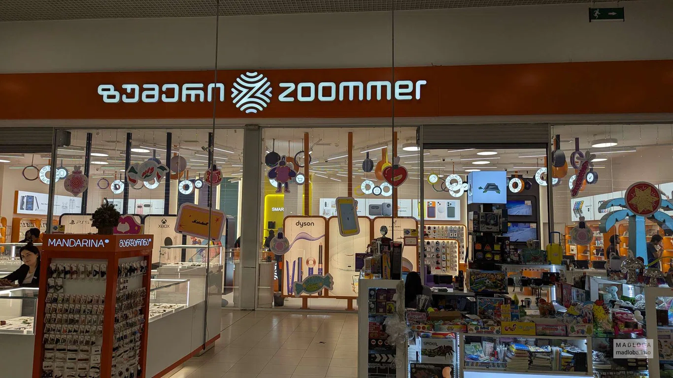 Магазин электроники "Zoommer" в торговом центре "Black Sea Mall"