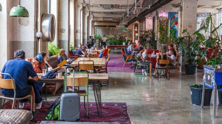 Fabrika Hostel