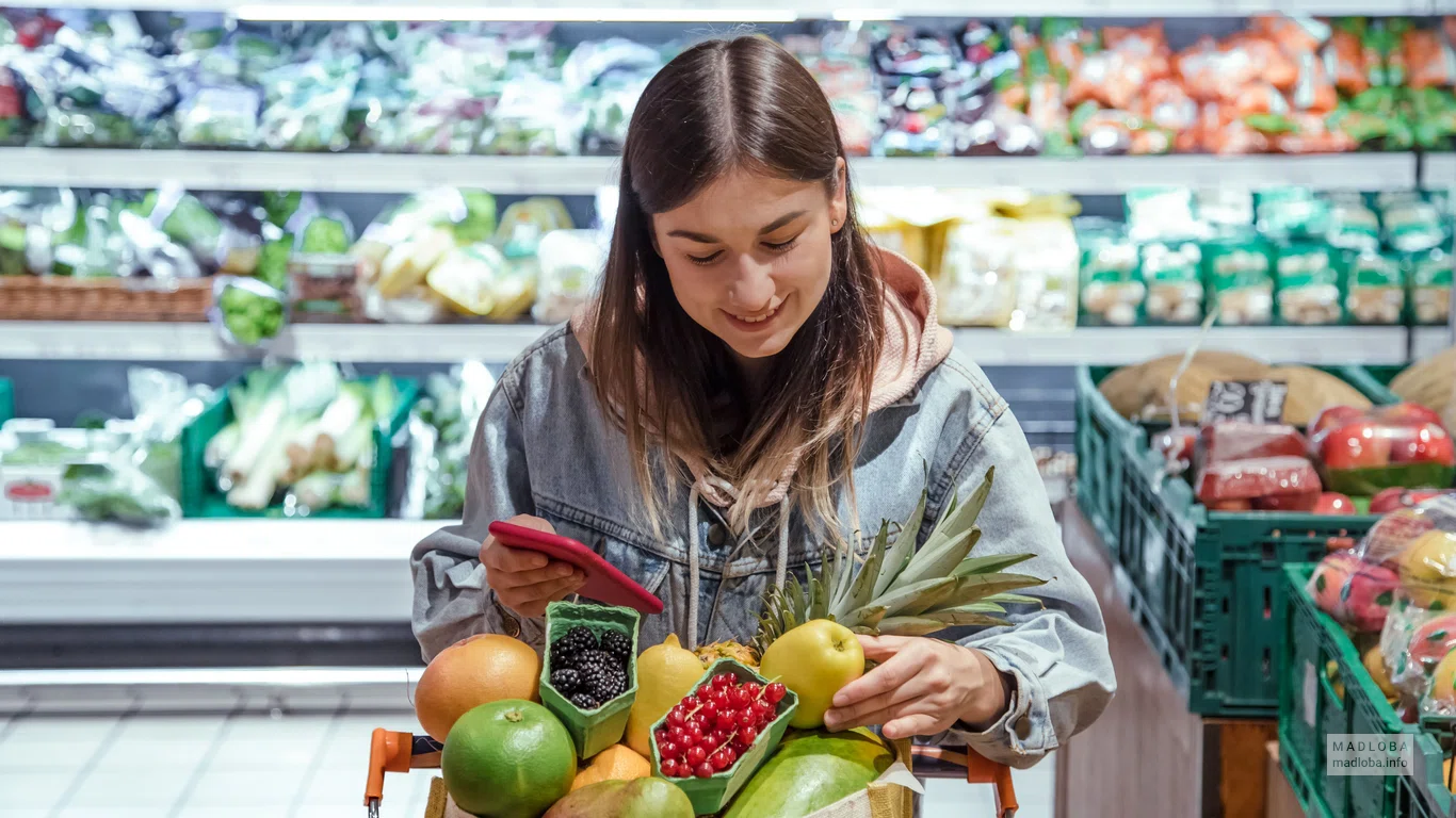 Поставщик продуктов и ритейловая сеть "Retail Group" клиент