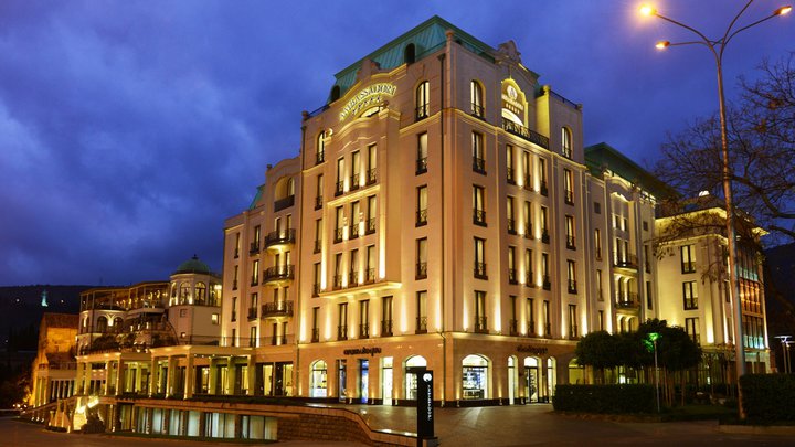 Hotel Ambassadori