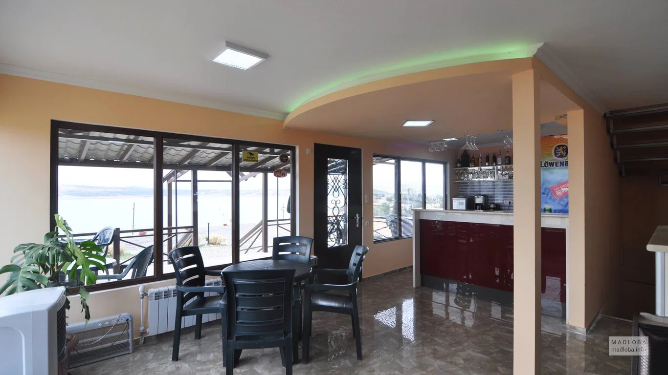 Ресторан в Aphra Hotel