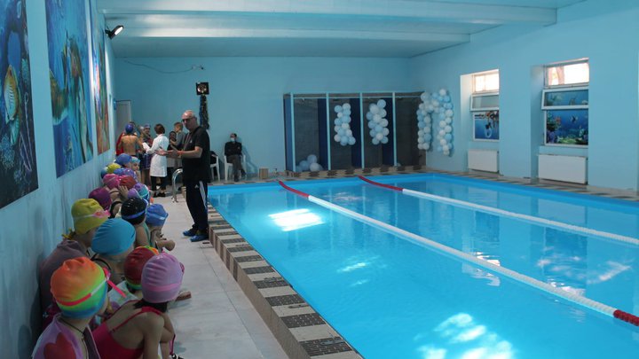 Aqua Rooms