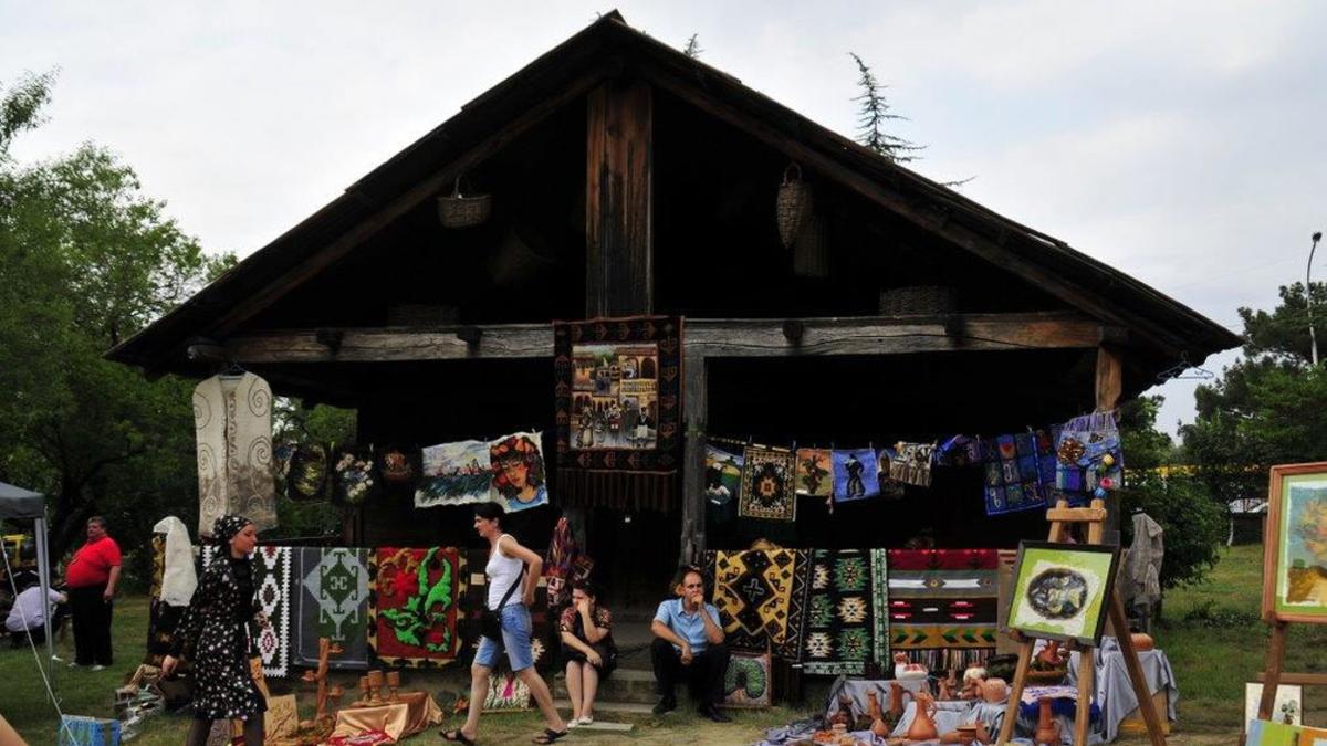 folklore festival