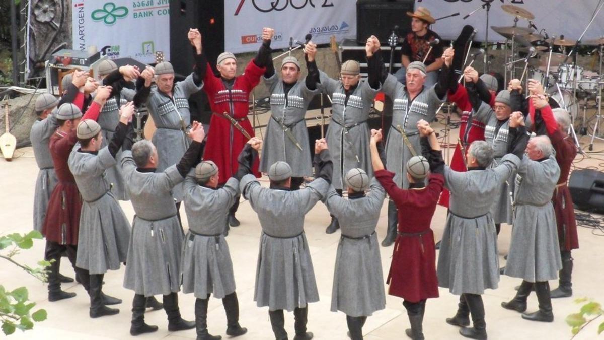 folklore festival