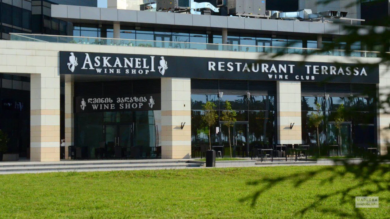 Вход в ресторан Terrassa Askaneli