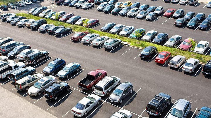 Car parking of the "Goodwill" hypermarket