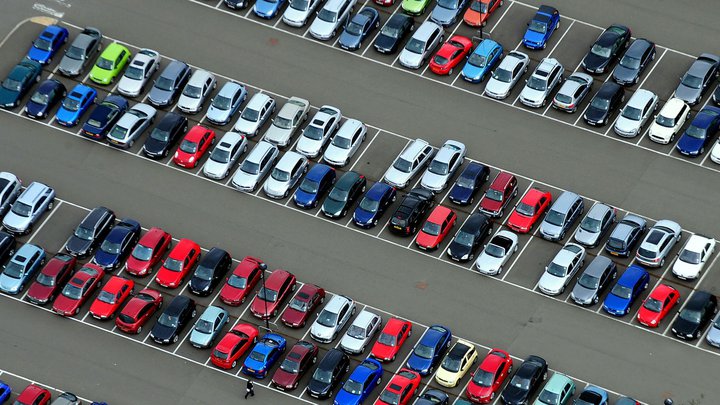Car parking near the Todua diagnostic center