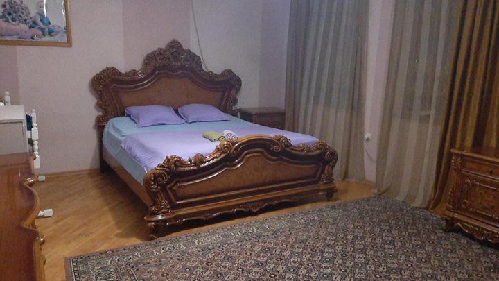 ავტოსი