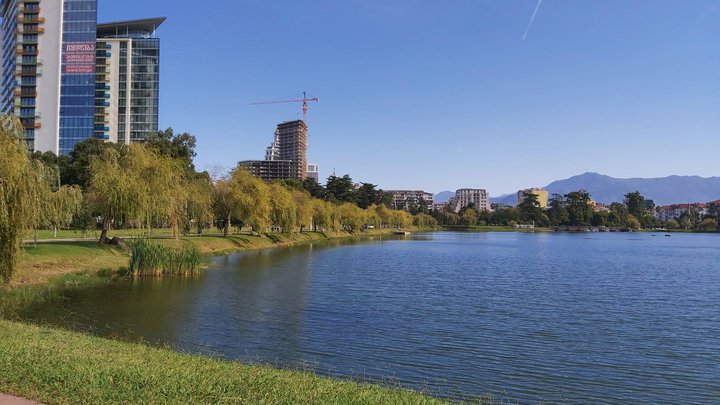 6 May Park