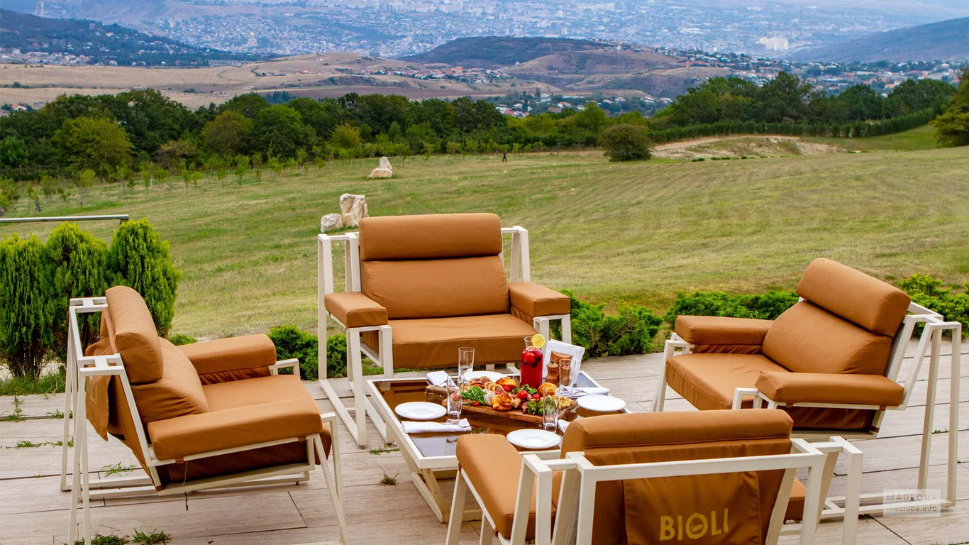 Отель "Bioli Wellness Resort" в Тбилиси
