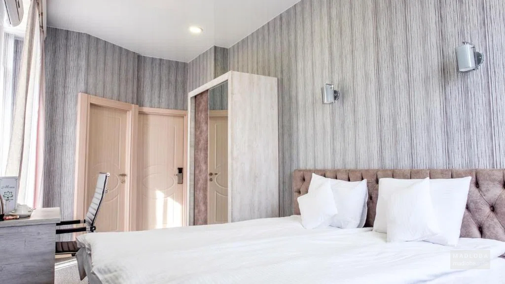 Blossom Inn