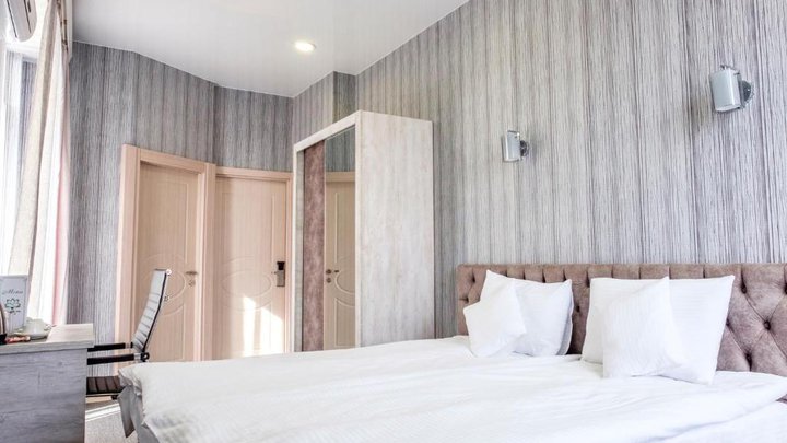Blossom Inn