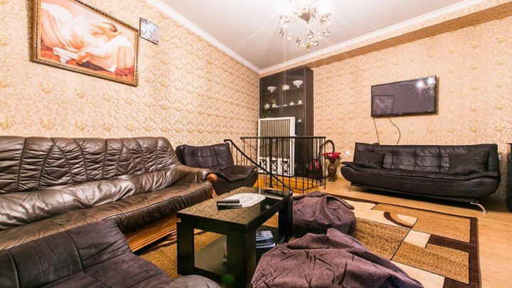 Nika's Apartment