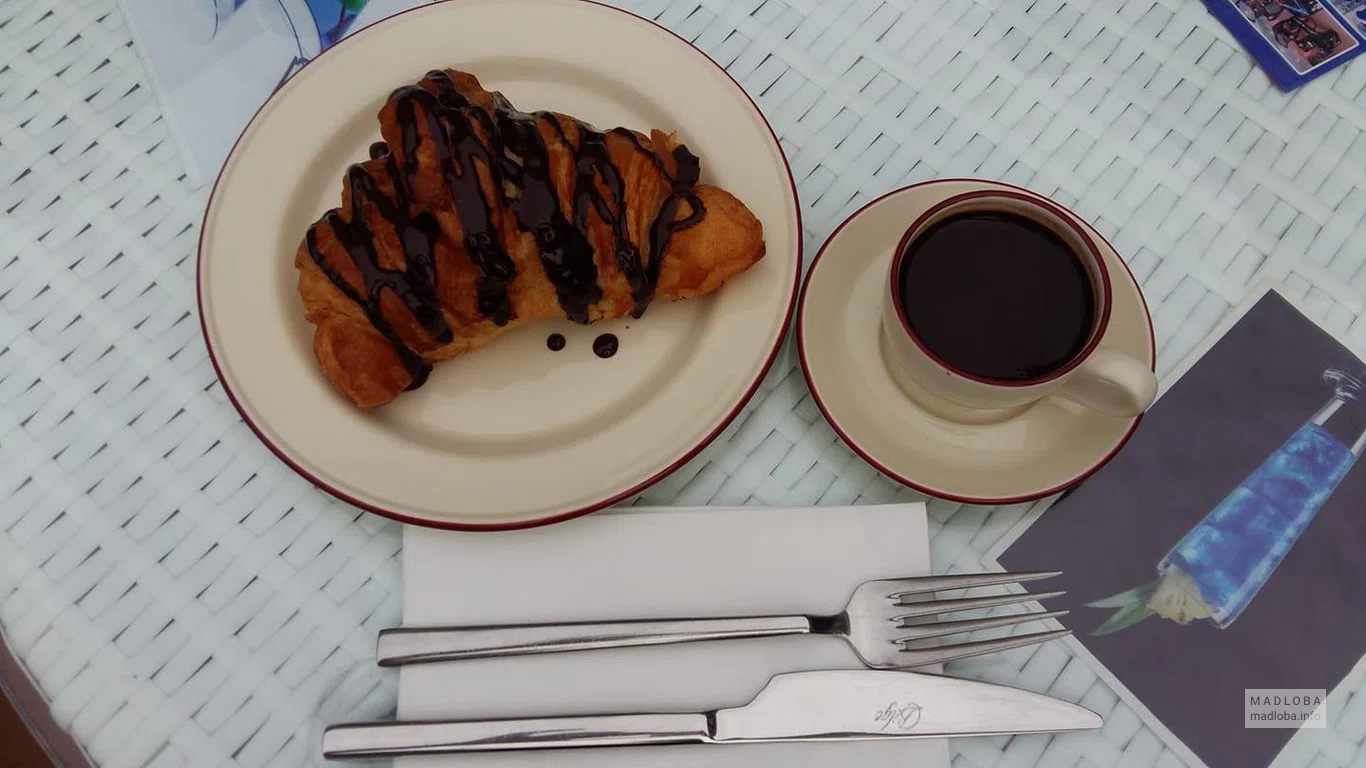 Выпечка в Cafe La Brioche в Грузии