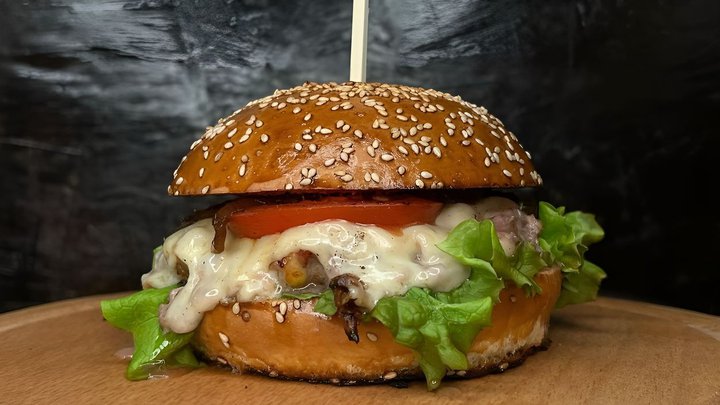 Smoke Burgers & Bar