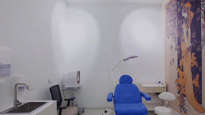კლინიკა Karaps Medline Plastic