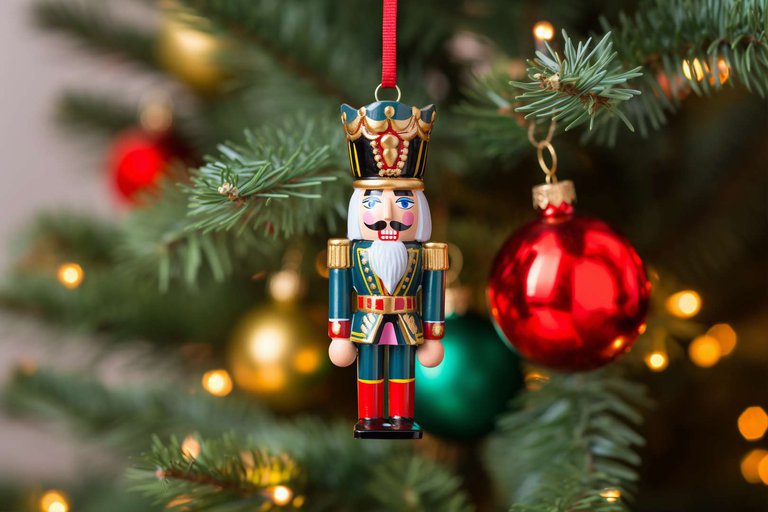 Where to buy Christmas toys and decorations in Batumi?