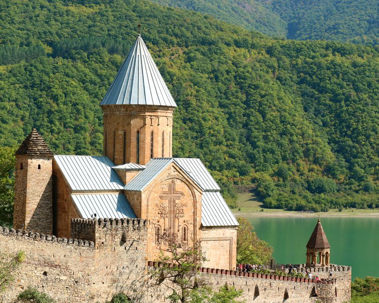 Крепость Ананаури