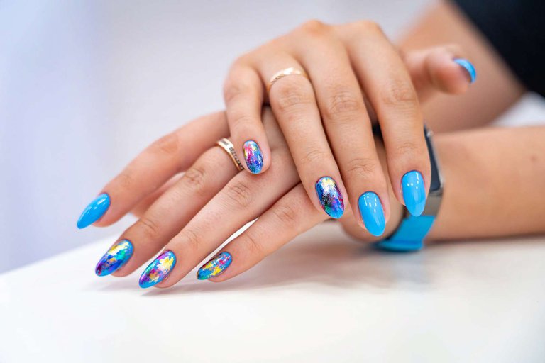 💅 The best salons in Kutaisi for a perfect manicure: TOP masters and studios for impeccable care
