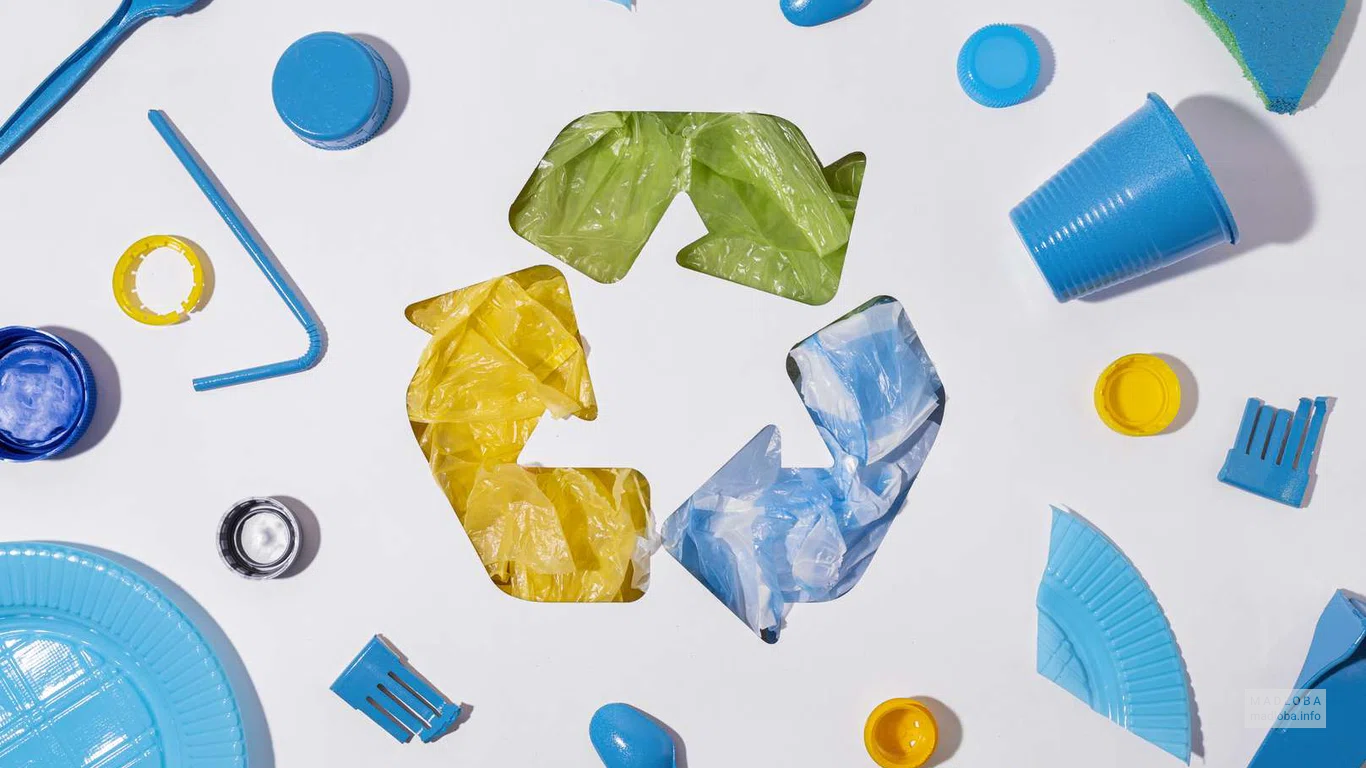 Base for receiving and primary processing of HDPE (2) and PP (5) hard plastic in Akhalsopeli
