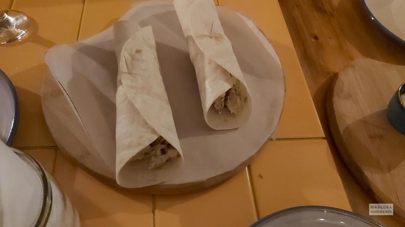 Лаваш с начинкой