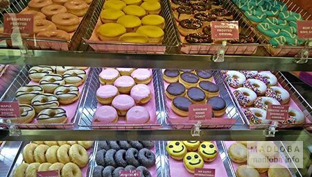 Ассортимент "Dunkin' Donuts"