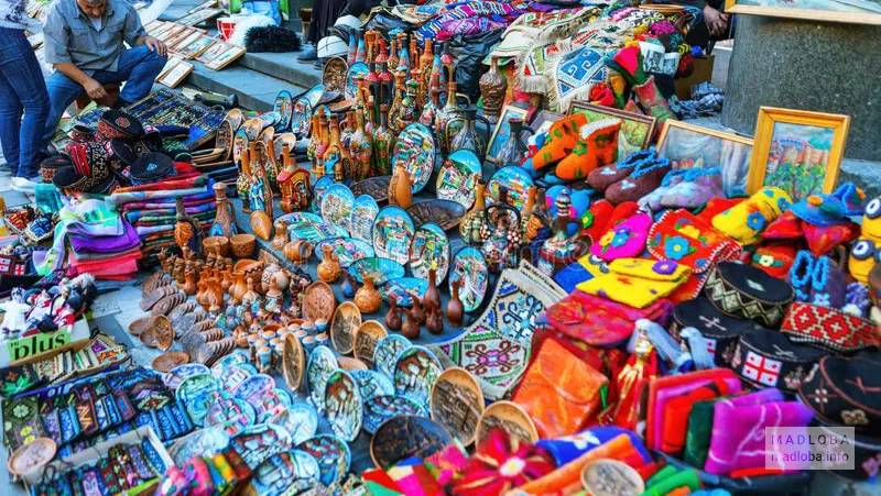 Сувениры на Didube Market в Грузия