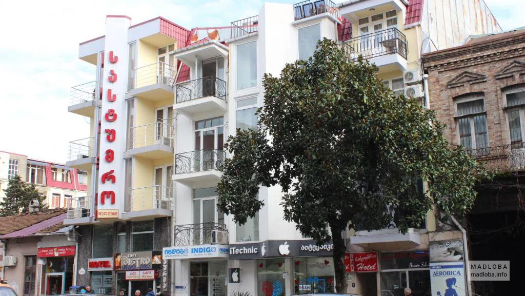 Отель "Hotel Dolphin Batumi"