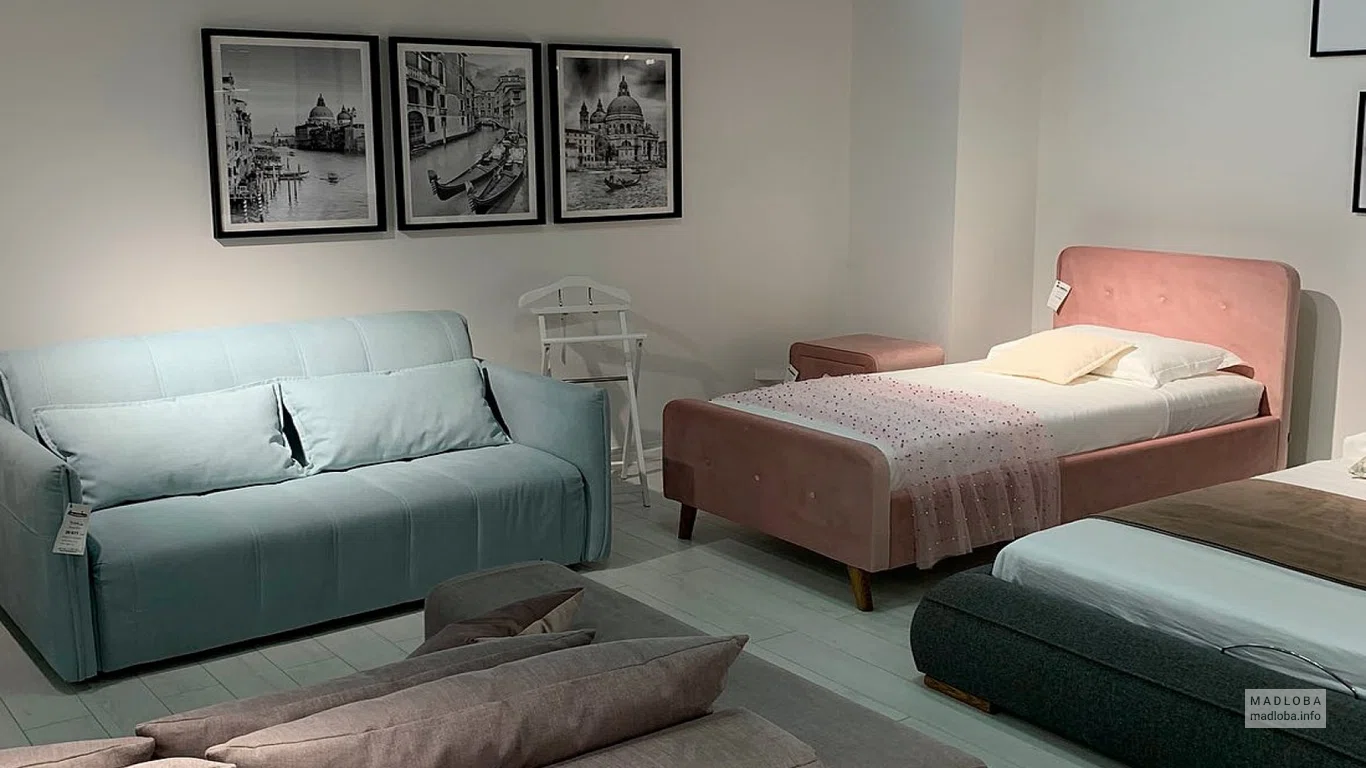 The furniture store of the Dommino chain