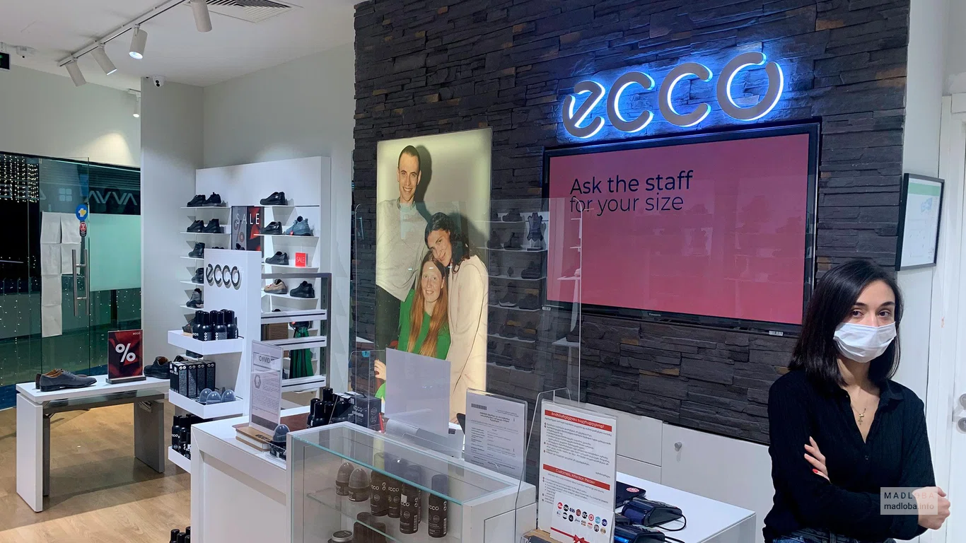 Касса в магазине Ecco